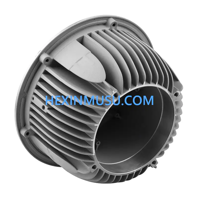 Cooling lamp housing